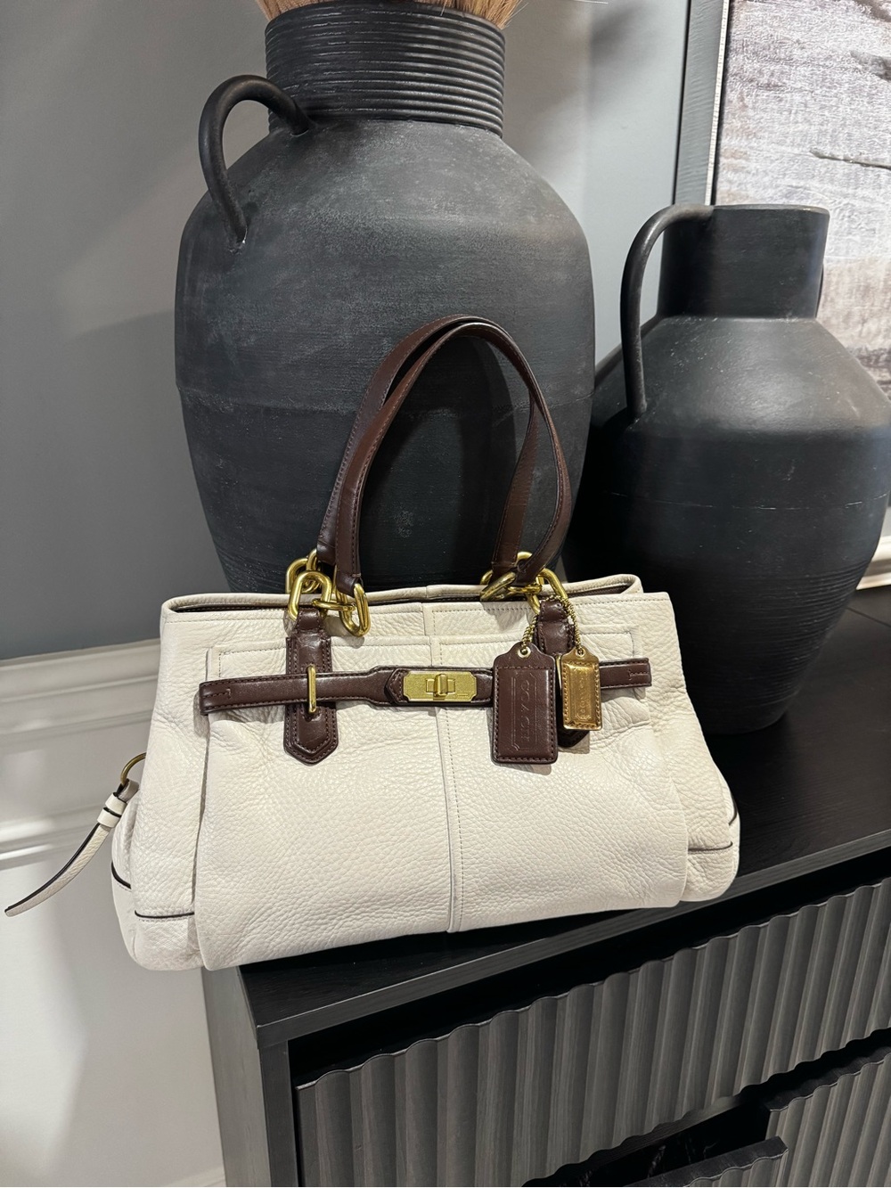 COACH (Chelsea Jayden) LEATHER BAG - Ivory/Bone / Mahogany
